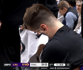 AYX- 日本男队教练 