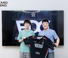 AYX-包含Uzi迎来十五赛季高光表现，美国队球迷沸腾！的词条